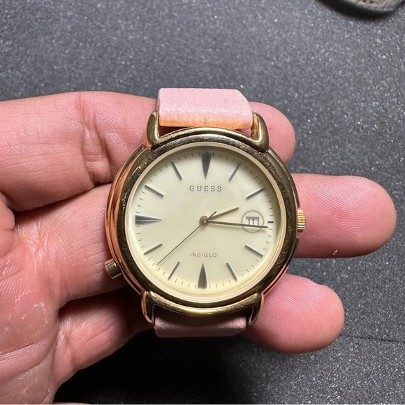 Vintage Guess 90s Womens Watch Quartz Gold Tone Pink Band Working New Battery - Picture 1 of 9